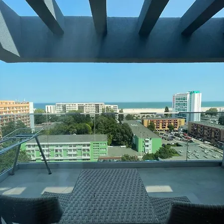 Luxymar 3 מאמאיה